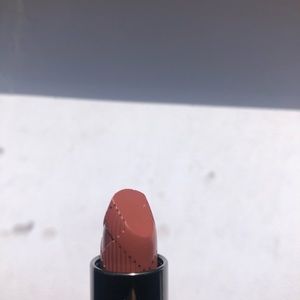 Burberry Makeup - Burberry Lip Velvet Lipstick in Redwood 304 Burberry Makeup - Burberry Lip Velvet Lipstick in Redwood 304